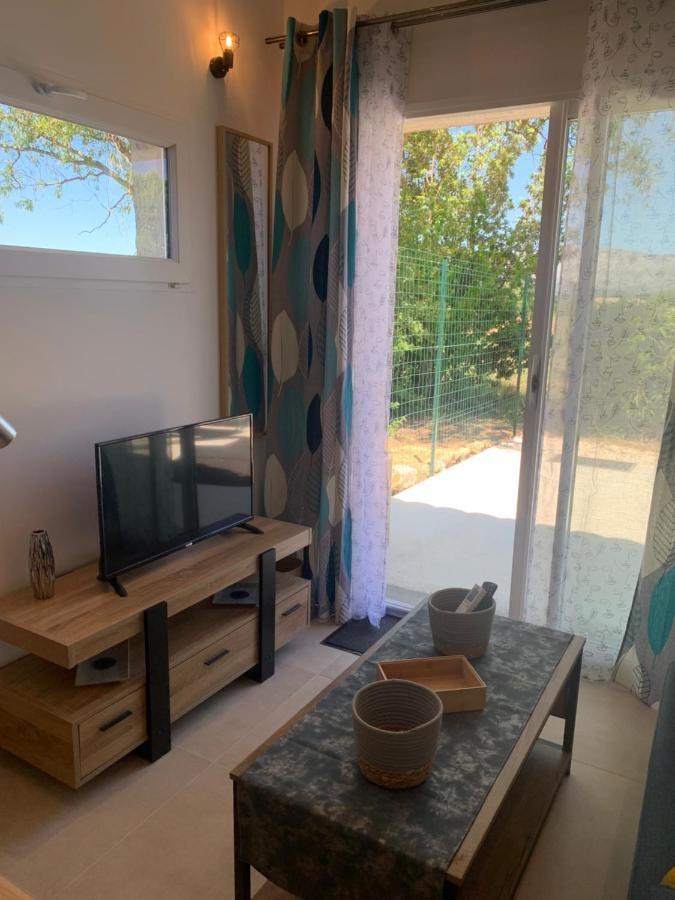 Апартаменты Mas Gabelys Superbe Vue Sainte Victoire Jardin Terrasse Et Piscine Тре Экстерьер фото