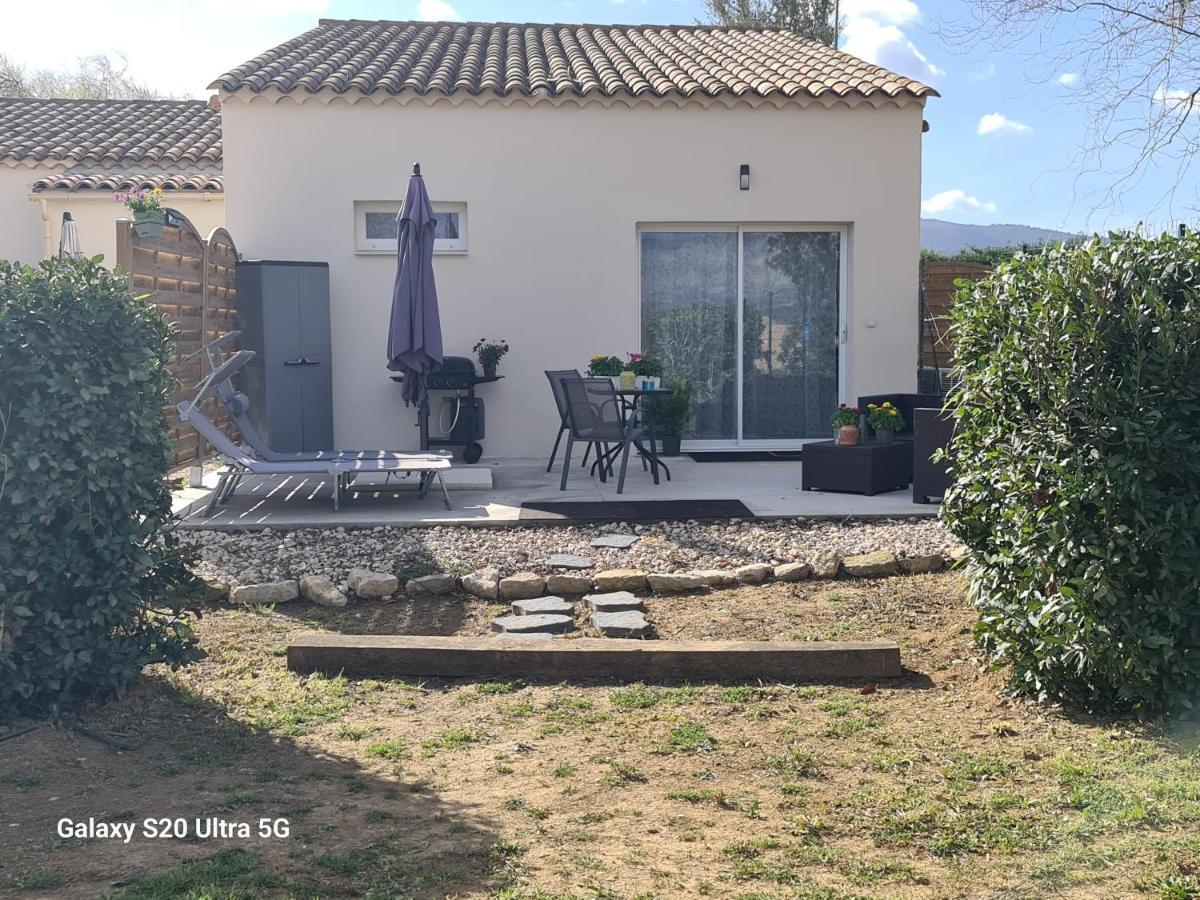 Апартаменты Mas Gabelys Superbe Vue Sainte Victoire Jardin Terrasse Et Piscine Тре Экстерьер фото