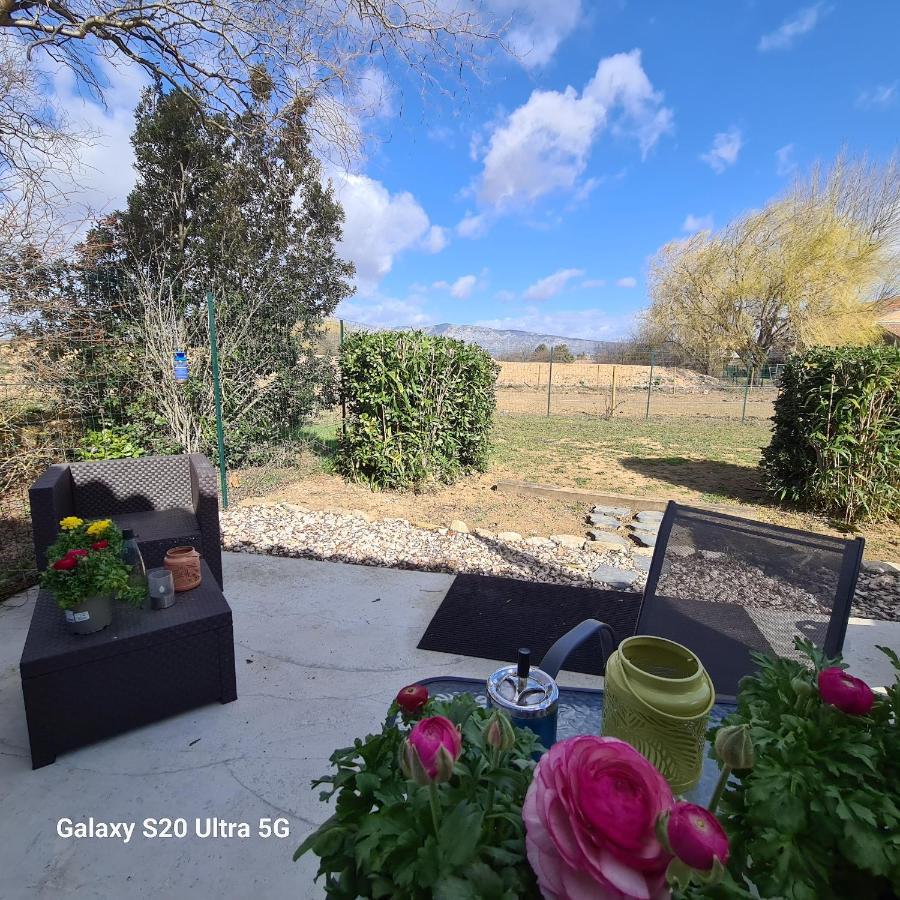 Апартаменты Mas Gabelys Superbe Vue Sainte Victoire Jardin Terrasse Et Piscine Тре Экстерьер фото